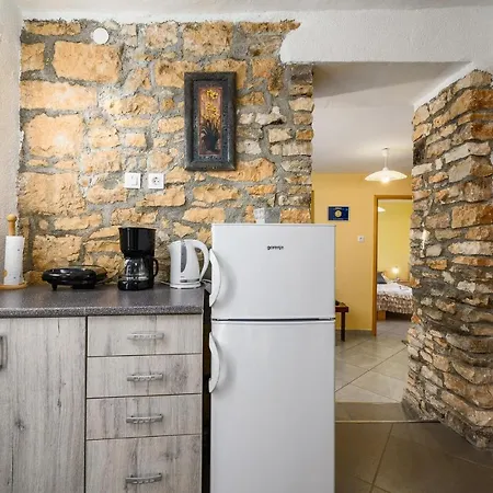 Amazing In With House A Panoramic View Barat (Rovinj)