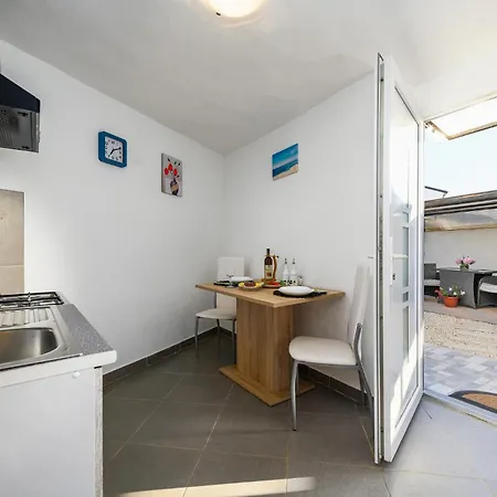 Amazing In With House A Panoramic View Semesterbostad Barat (Rovinj)