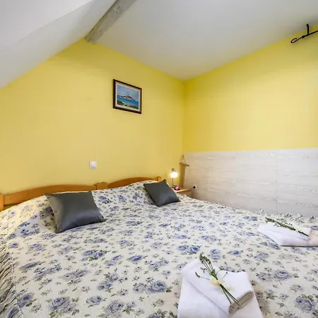 1 Bedroom Lovely In